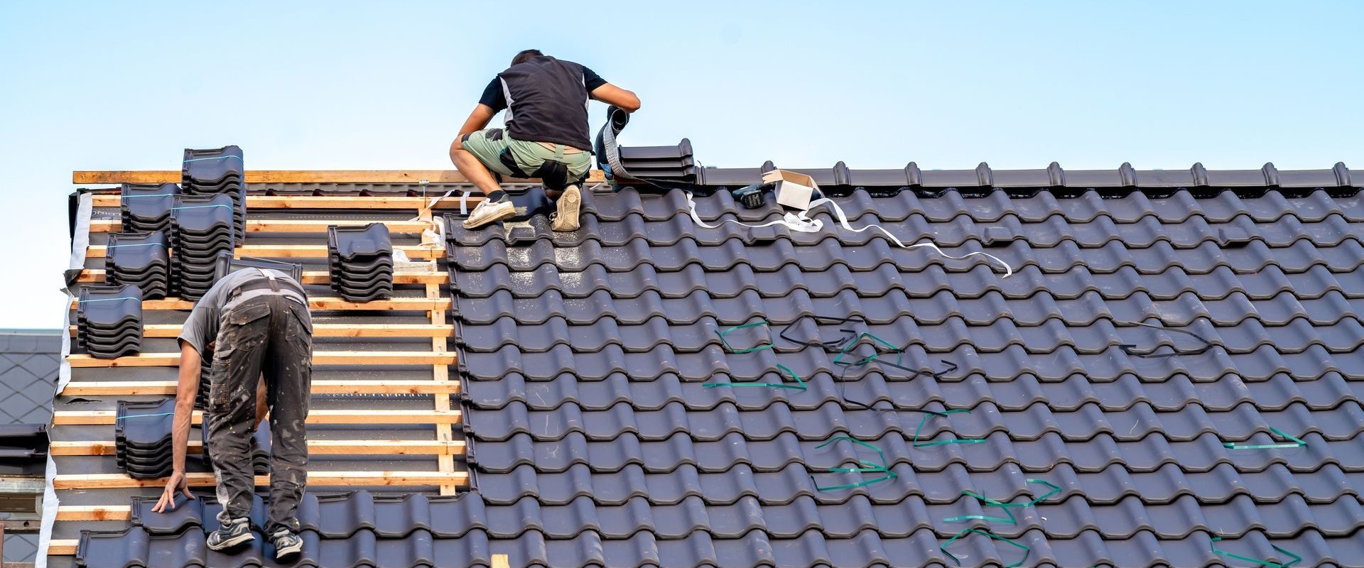 Why Hire a Expert Commercial Roofing Contractor?